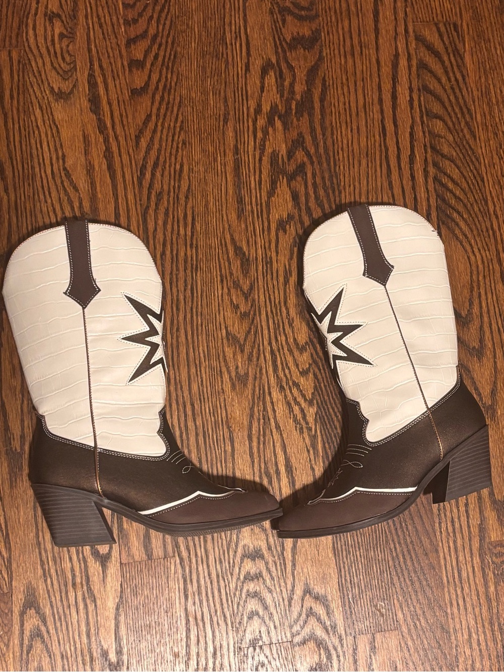 Women's Two-Tone Brown & Cream Western Cowboy Boots